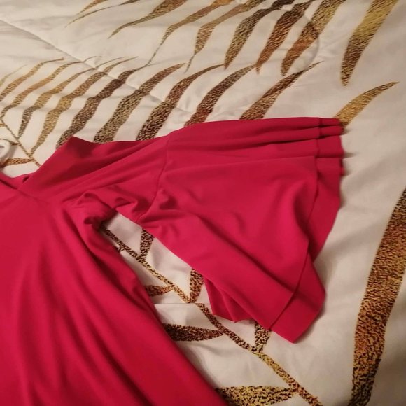 Dress - Picture 2 of 4
